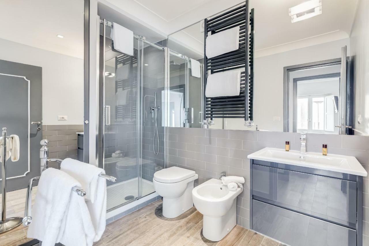 Trevi Area Penthouse Apartment Rome Exterior photo